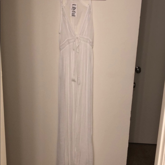 New Lilyful White Cover Up - Swim - Picture 3 of 7